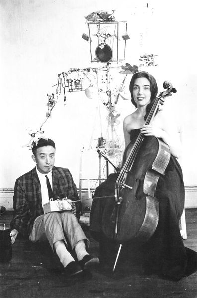 Файл:Paik & Charlotte Moorman.jpg
